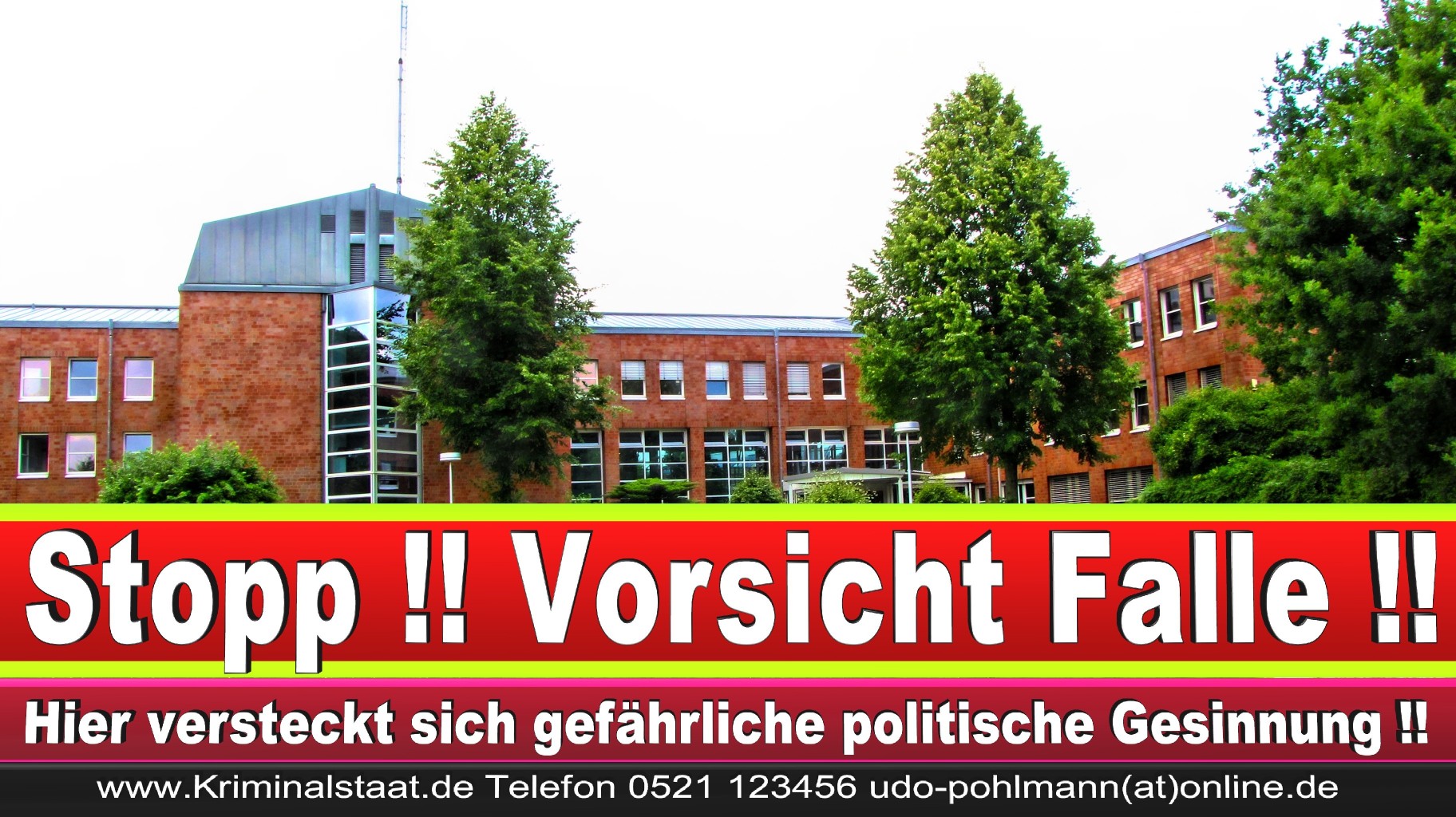 Polizei Bielefeld Gütersloh Detmold Paderborn Polizeiauto Polizeiuniform USA Deutschland Insignien Rang Uniform Kostüm (1)