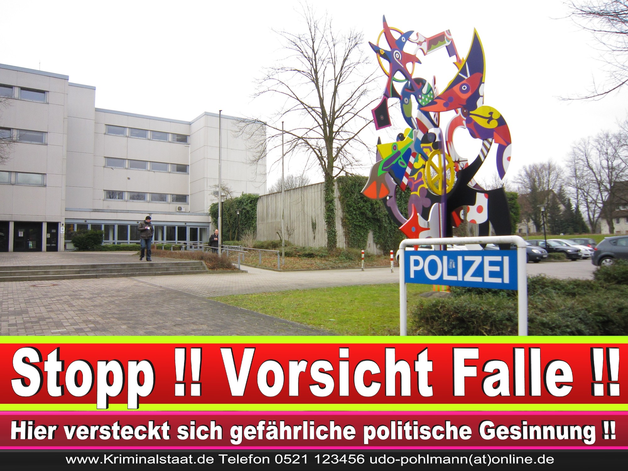 Polizei Bielefeld Gütersloh Detmold Paderborn Polizeiauto Polizeiuniform USA Deutschland Insignien Rang Uniform Kostüm (18)