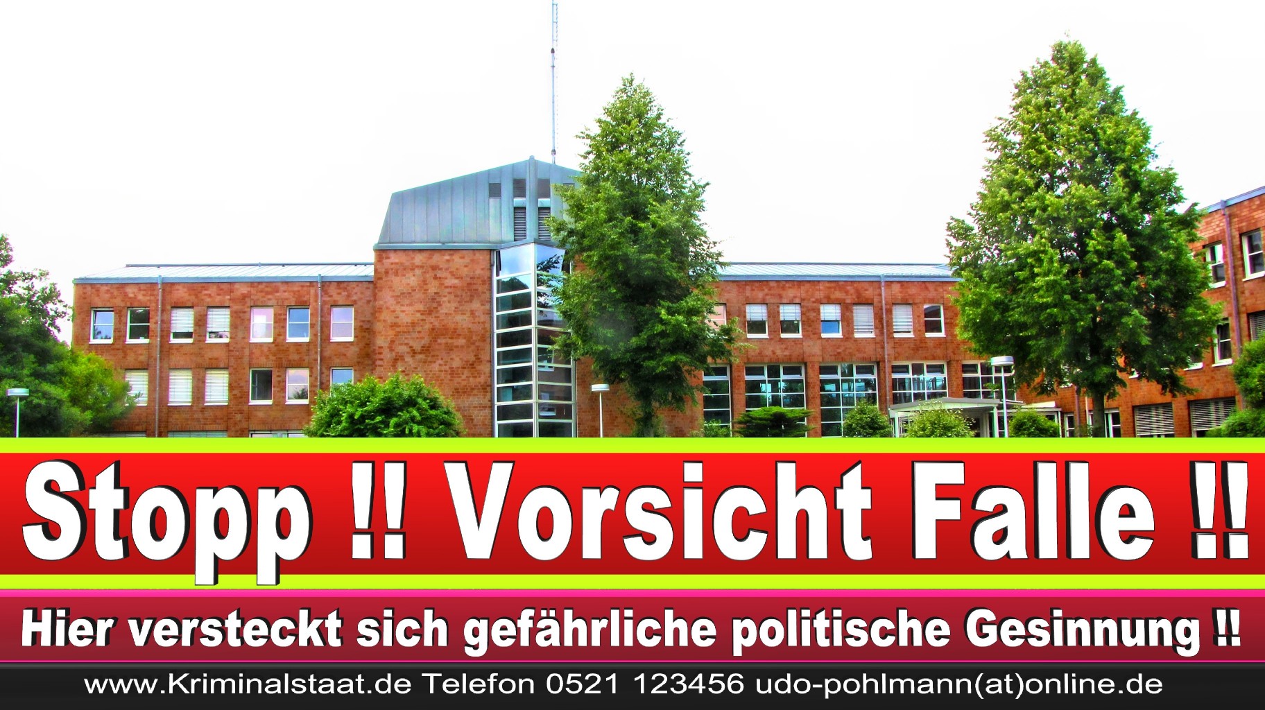 Polizei Bielefeld Gütersloh Detmold Paderborn Polizeiauto Polizeiuniform USA Deutschland Insignien Rang Uniform Kostüm (66)